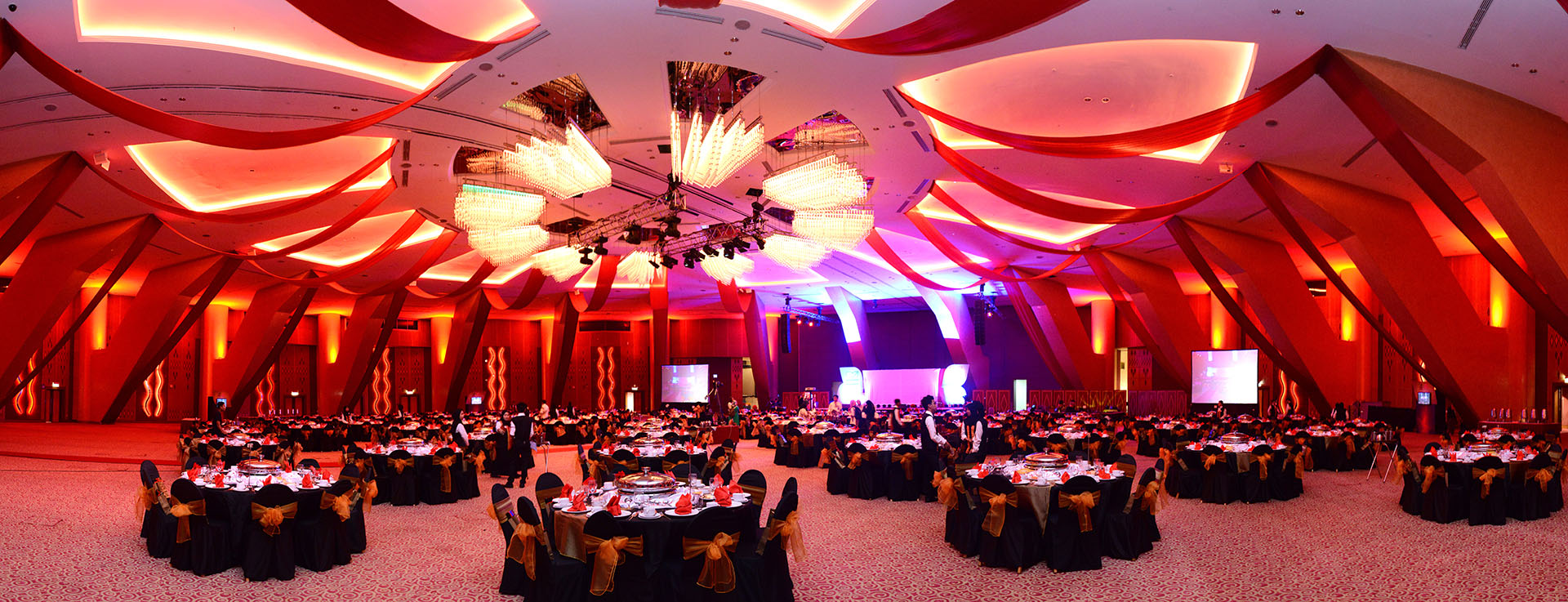 Event Decor: 3 Unique Ideas to Wow Your Attendees 